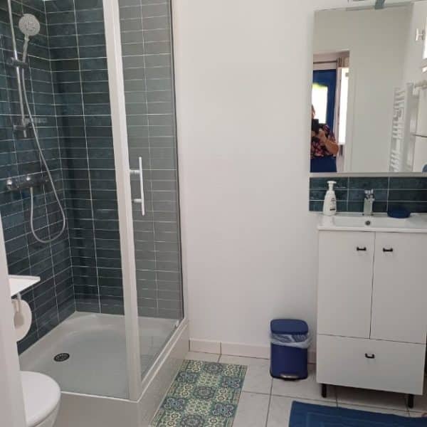 sanitaire independant gite